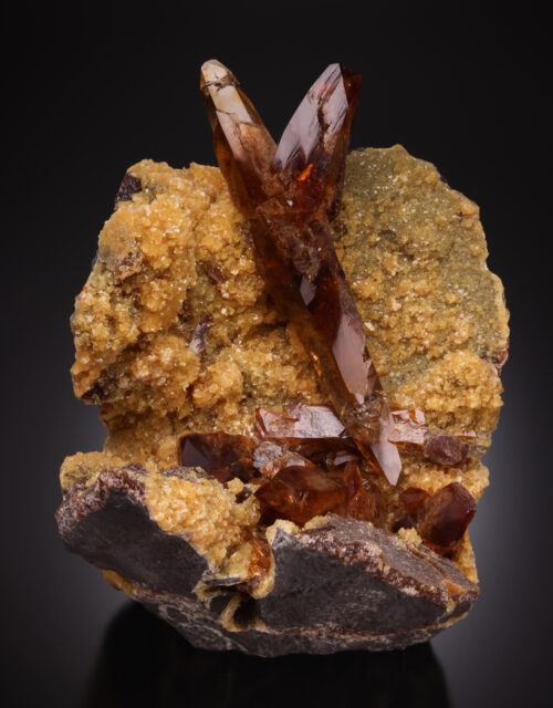 Baryte, Calcite: Elk Creek, Meade County, South Dakota, USA