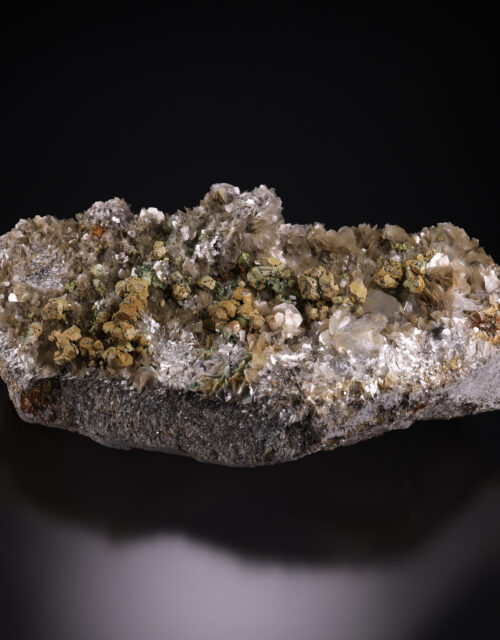 Kesterite, Mushistonite, Muscovite: Mount Xuebaoding, Songpan County, Sichuan Province, China