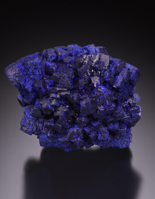 Azurite: Shilu Mine, Yangchun Co., Yangjiang, Guangdong, China