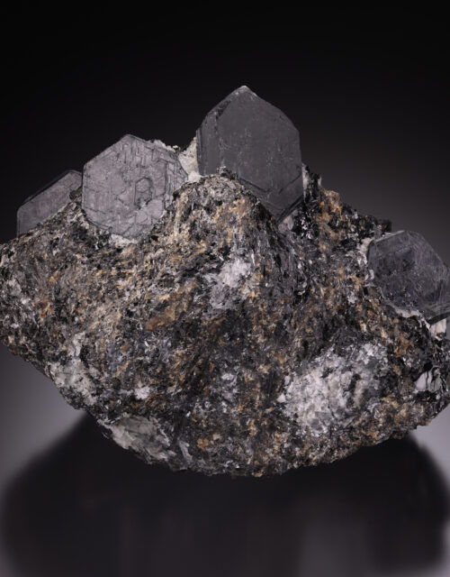 Sapphirine: Vangaindrano, Fianorantsoa, Madagascar