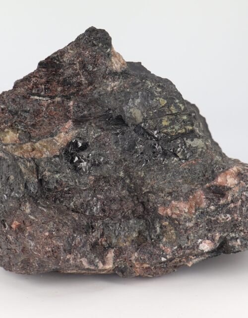 Fergusonite-(Y): Høgetveit Feldspar Quarries, Evje og Hornnes, Agder, Norway