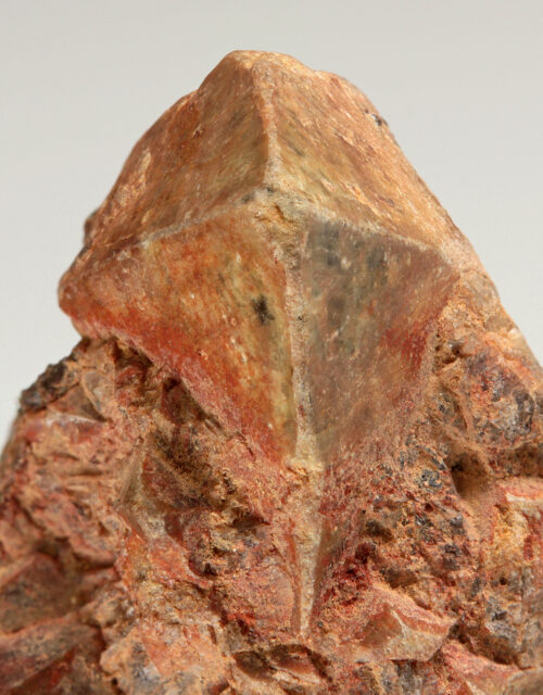 Xenotime-(Y): Ampangabé pegmatite, Miandrarivo, Faratsiho, Vakinankaratra, Madagascar