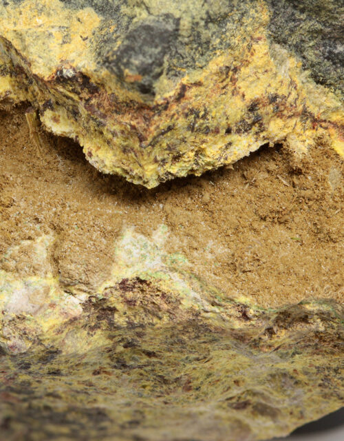 Rutherfordine: Musonoi Mine, Kolwezi, Mutshatsha, Lualaba, DR Congo