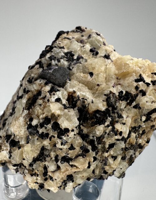Uraninite, Calcite, Fluorite: Cardiff Uranium mine, Cardiff Township, Haliburton County, Ontario, Canada