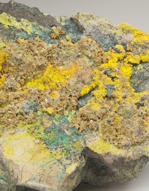 Rutherfordine, Sklodowskite: Musonoi Mine, Kolwezi, Mutshatsha, Lualaba, DR Congo