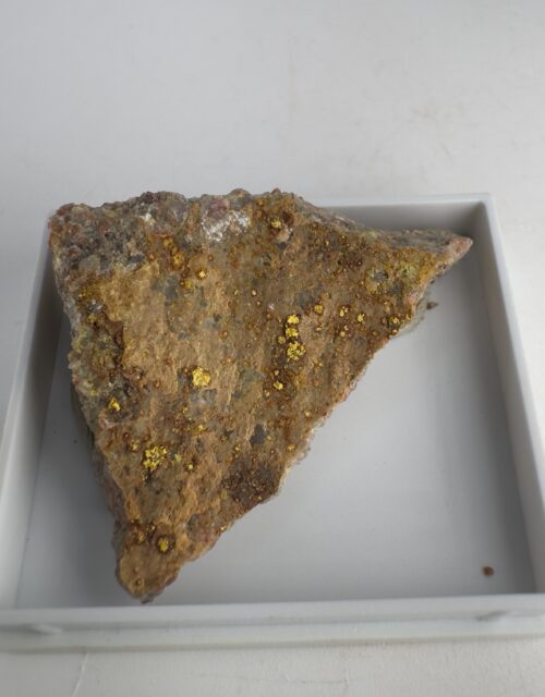Zippeite-(Na): Kővágószőlős Uranium Mine, Kővágótöttös, Pécs District, Baranya County, Hungary
