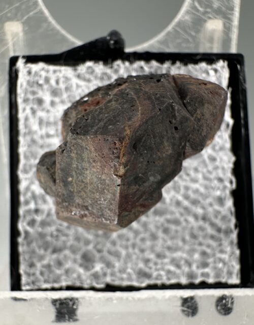 Betafite: Silver Crater Mine, Faraday Township, Hastings County, Ontario, Canada