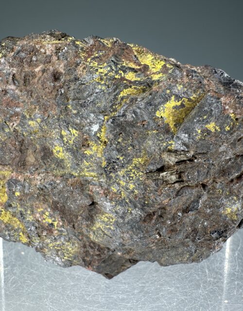 Davidite-(Ce), Carnotite: Radium Hill Mine, Radium Hill area, Pastoral Unincorporated Area, South Australia, Australia