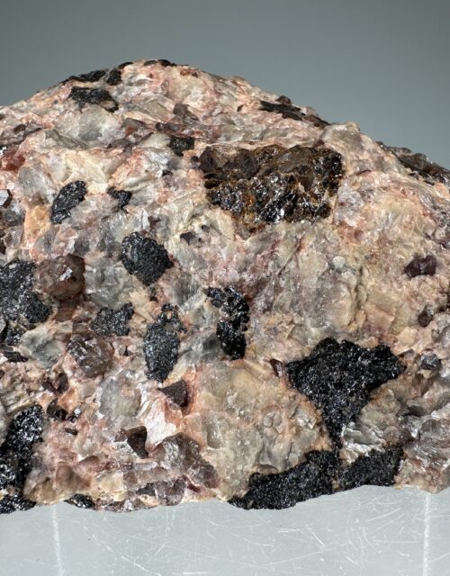 Zircon, Uranopyrochlore, Calcite: Hybla area, Hastings Highlands Municipality, Hastings County, Ontario, Canada