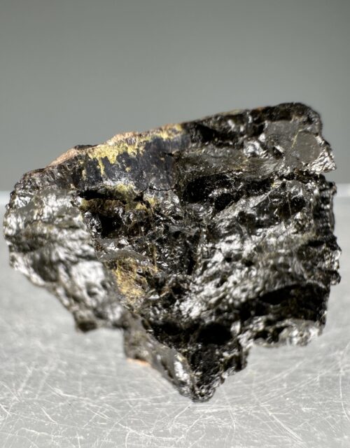 Pyrochlore var. Samiresite: Bucky mine, Quartz Creek Pegmatite Mining District, Gunnison County, Colorado, USA