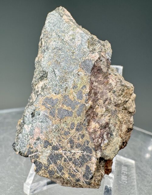 Davidite-(Ce): Quijotoa Mining District, Quijotoa Mountains, Pima County, Arizona, USA