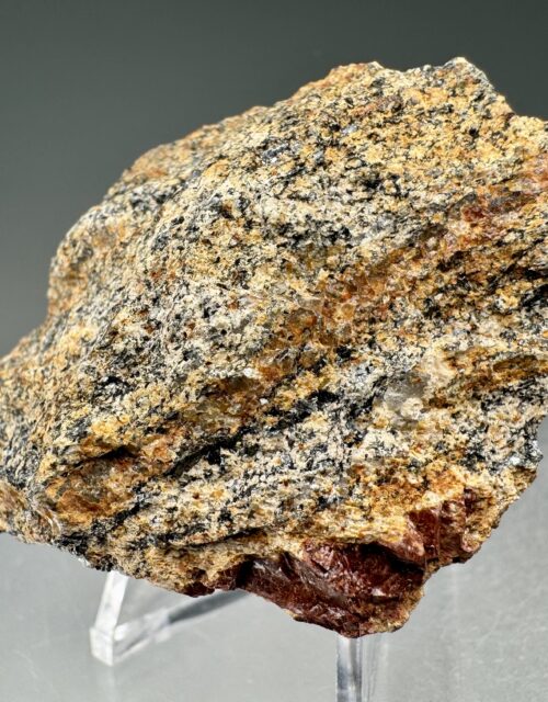 Thorite-(Fe): Star mine, Wet Mountains, Custer County, Colorado, USA