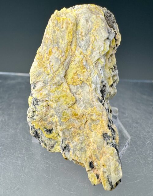 Weeksite: Topaz Mountain, Juan County, Utah, USA