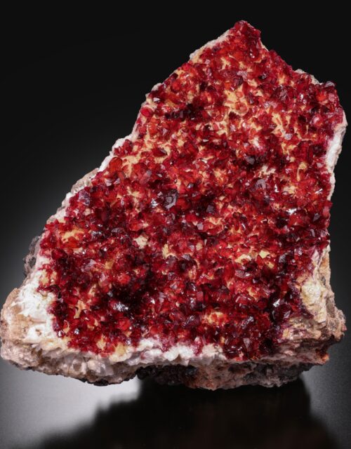 Roselite, Dolomite: Bou Azzer Mine, Ouisselsate Caïdat, Amerzgane Cercle, Ouarzazate Province, Drâa-Tafilalet Region, Morocco