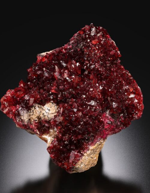Roselite: Bou Azzer Mine, Ouisselsate Caïdat, Ouarzazate Province, Drâa-Tafilalet Region, Morocco