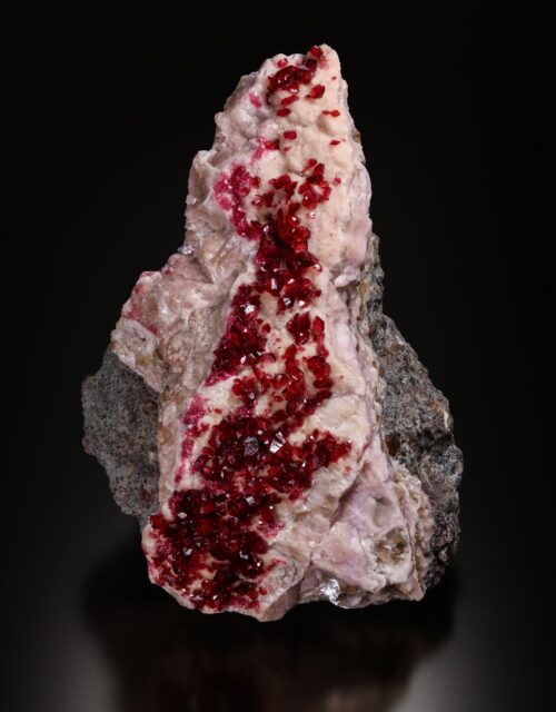 Roselite, Dolomite: Bou Azzer Mine, Ouisselsate Caïdat, Amerzgane Cercle, Ouarzazate Province, Drâa-Tafilalet Region, Morocco