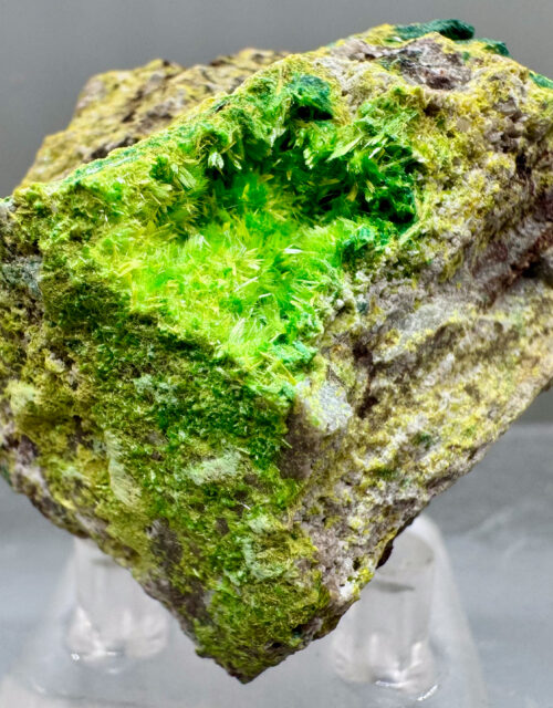 Cuprosklodowskite: Musonoi Mine, Kolwezi, Mutshatsha, Lualaba, DR Congo