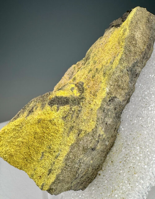 Rauvite, Carnotite