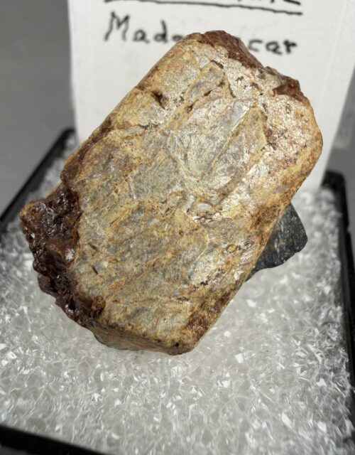 Samarskite-(Y)