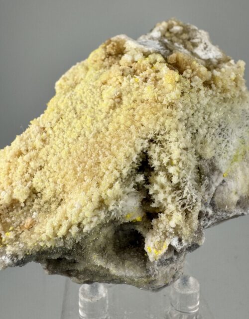 Tyuyamunite, Calcite